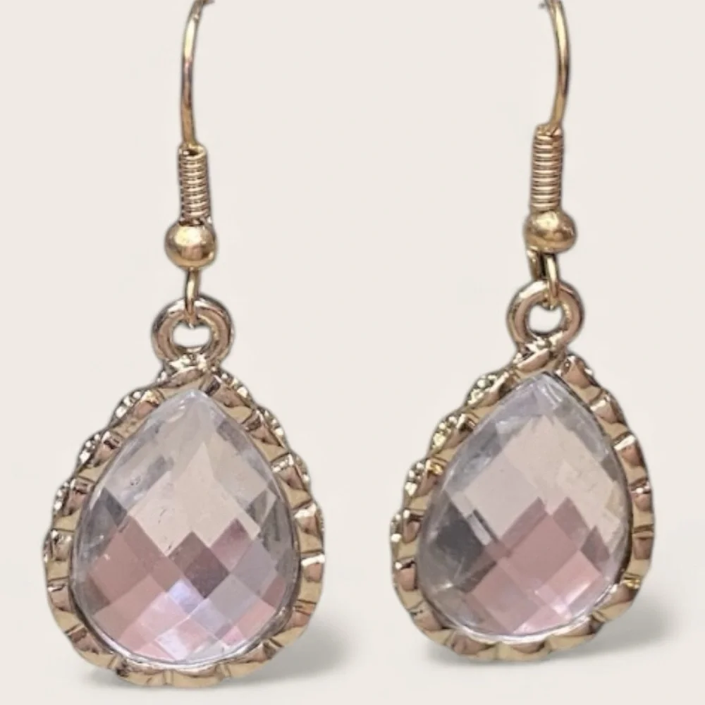 TEARDROP DANGLE EARRINGS Vintage Gold Tone Setting and Crystal Stone Center